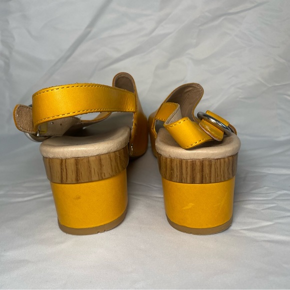Dansko 3625461500 Womens Yellow Mango Leather Madalyn Slingback Sandals Size 39 - Picture 8 of 12